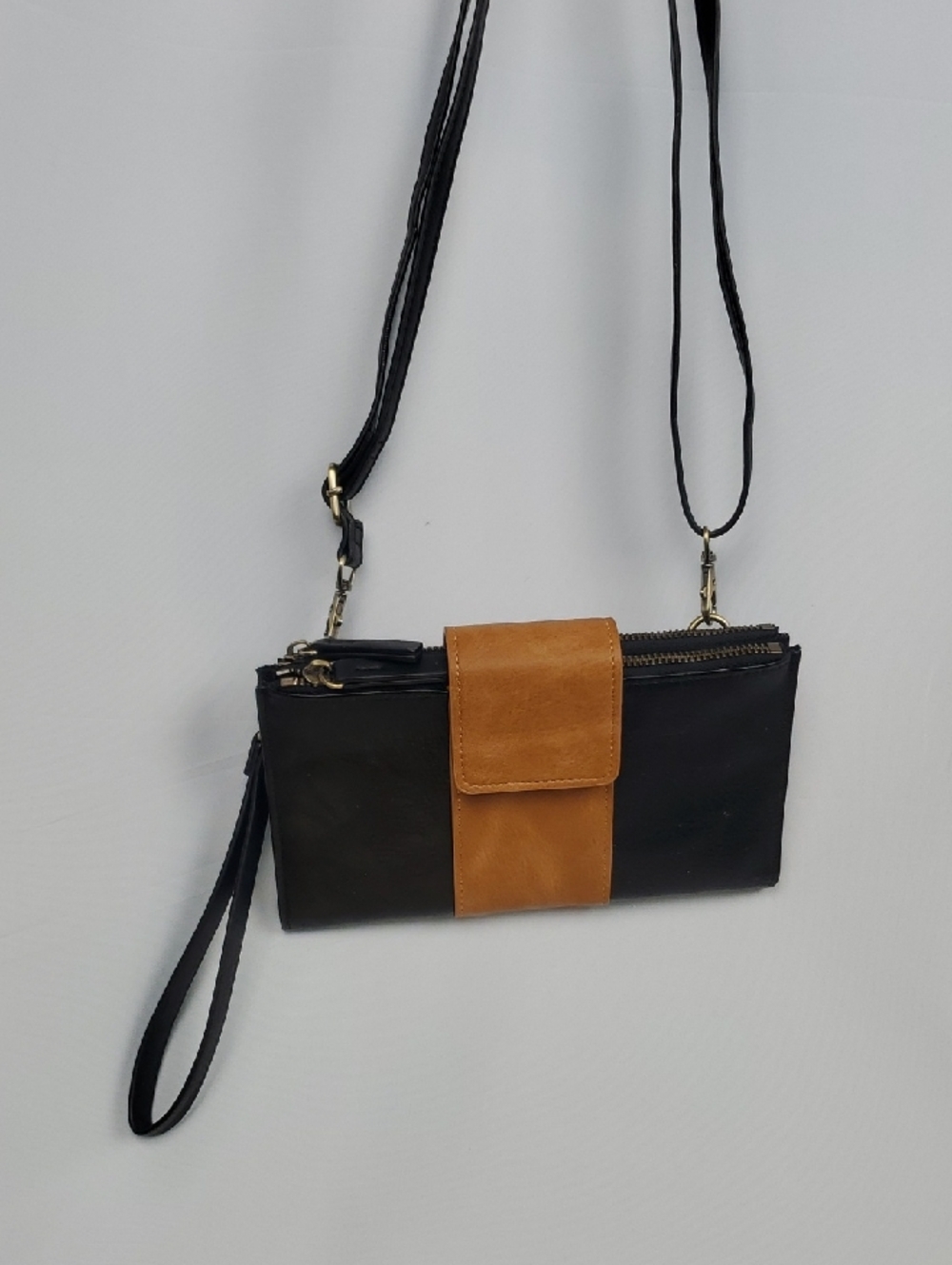 JOY SUSAN Two-Tone Black and Tan sudo-leather Crossbody Wallet Bag